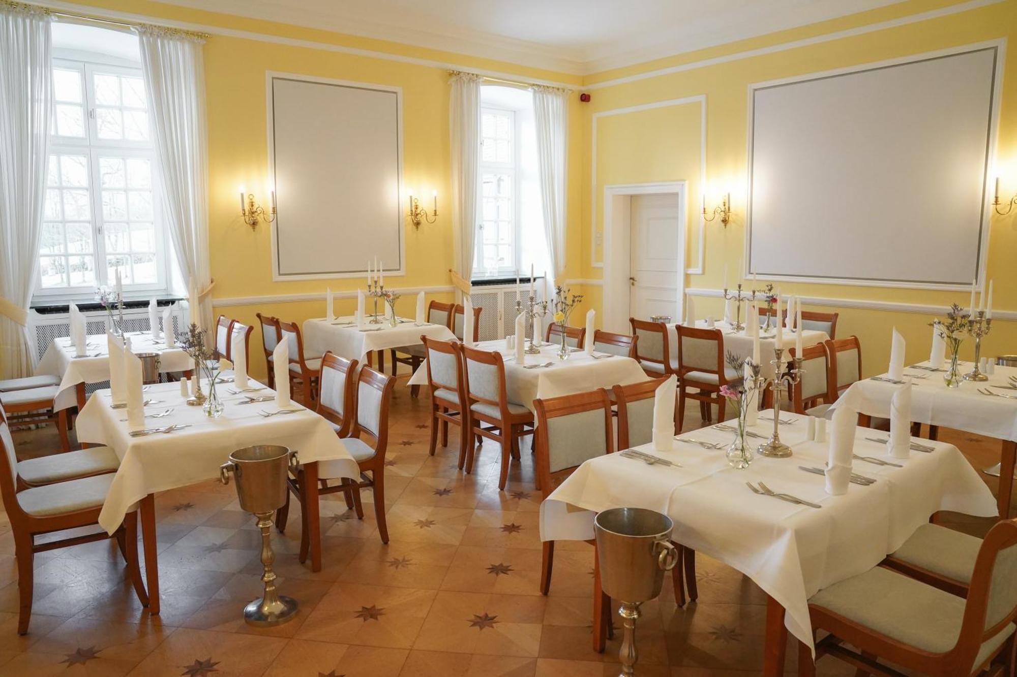 Hotel Schloss Hoehnscheid Bad Arolsen Eksteriør bilde